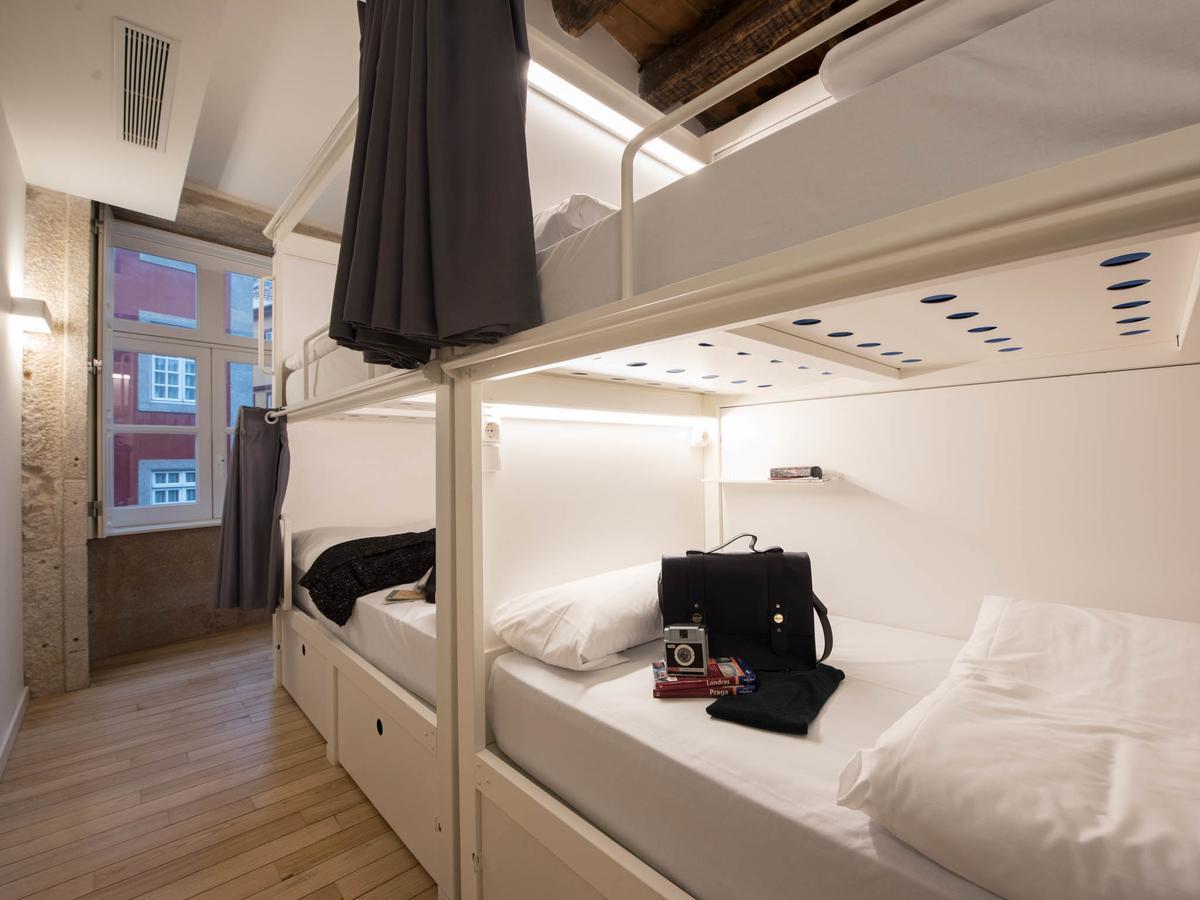 บลูซ็อค โฮสเทล ปอร์โต ภายนอก รูปภาพ A typical room at the hotel